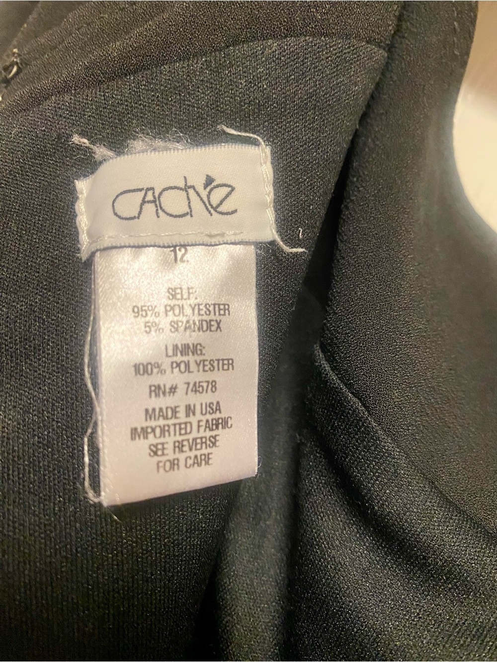 Cache Sleeveless LBD - Picture 4 of 4